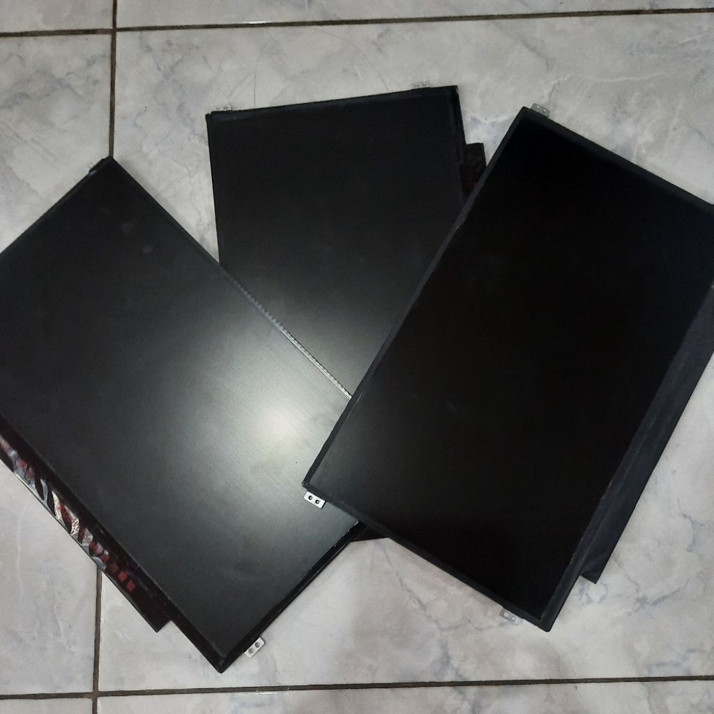 [ GRADE A ] LCD 11.6 Inch 30 Pin Slim MINUS Di Deskripsi Normal Tested Seken Original [ LED notebook