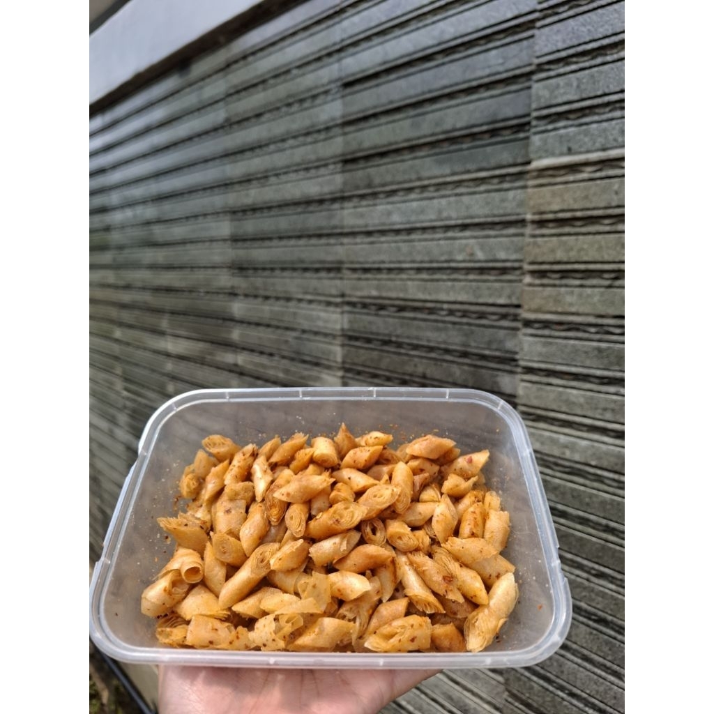KERIPIK KULIT LUMPIA/KULULU/KULIT LUMPIA GULUNG