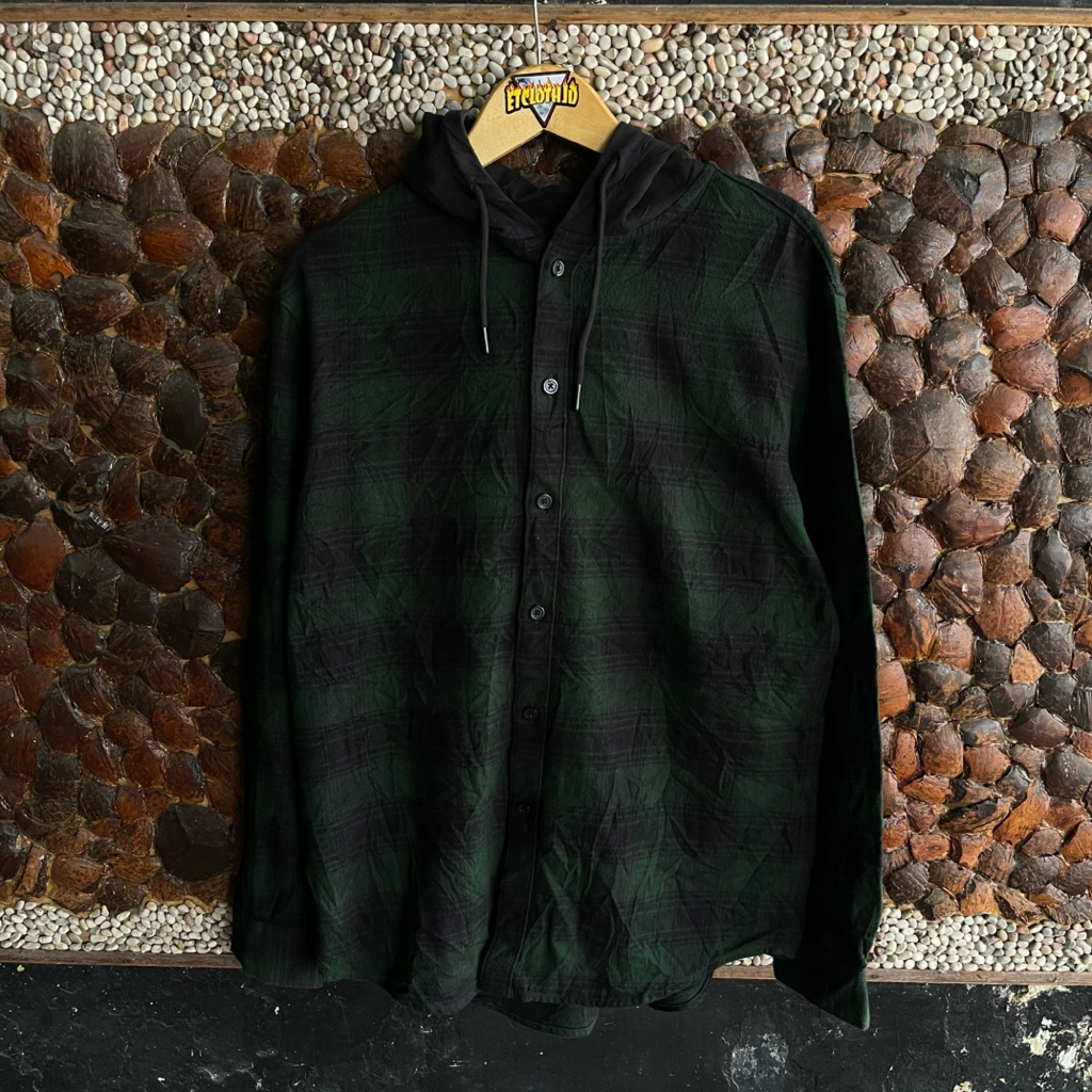 Kemeja Flanel Hoodie TBJ Nearby