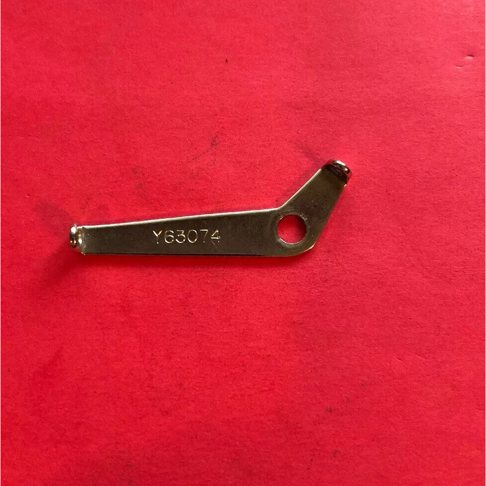 YAMATO Y63074 Jalur Benang Mesin Jahit Obras Benang 4 DCZ220