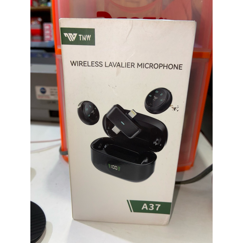 Preloved Wireless Lavalier Microphone TNW