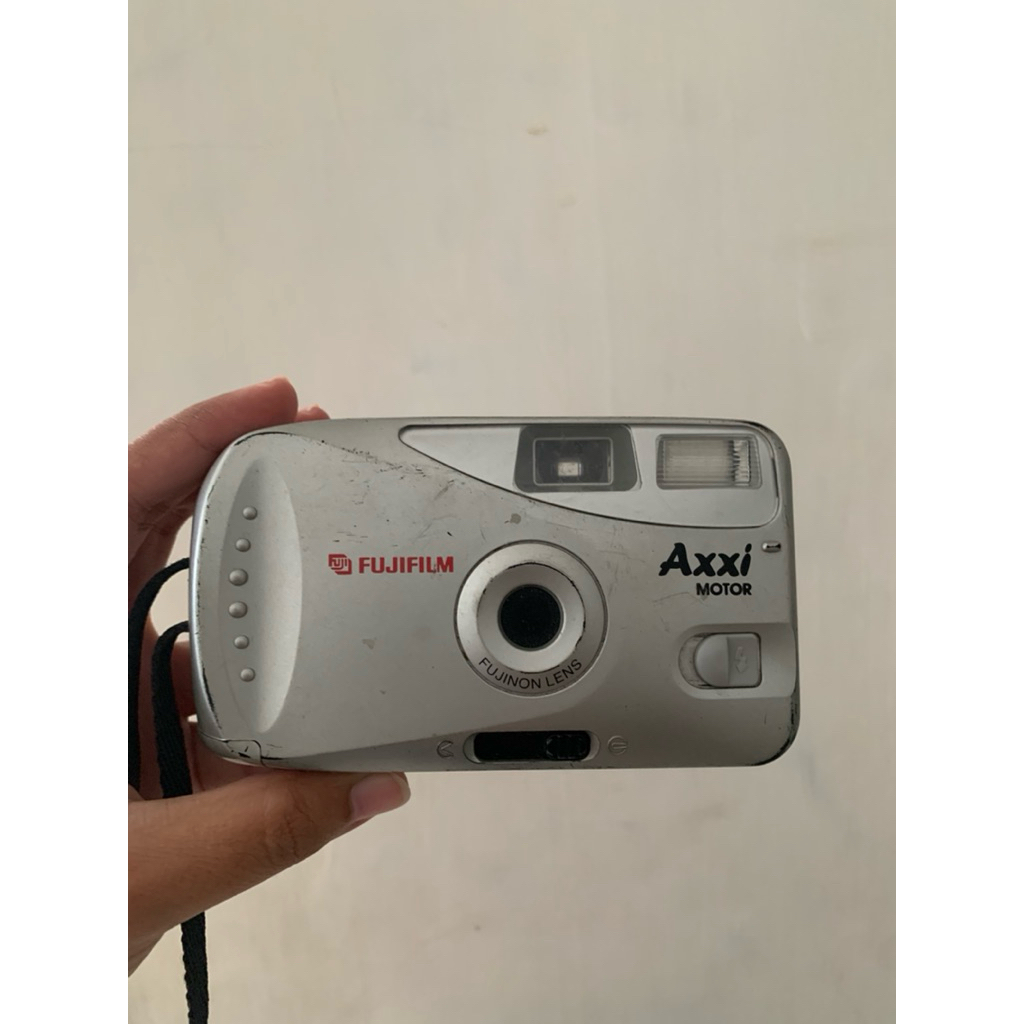 Fujifilm Axxi Motor Kamera Analog / Analog Kamera Jadul