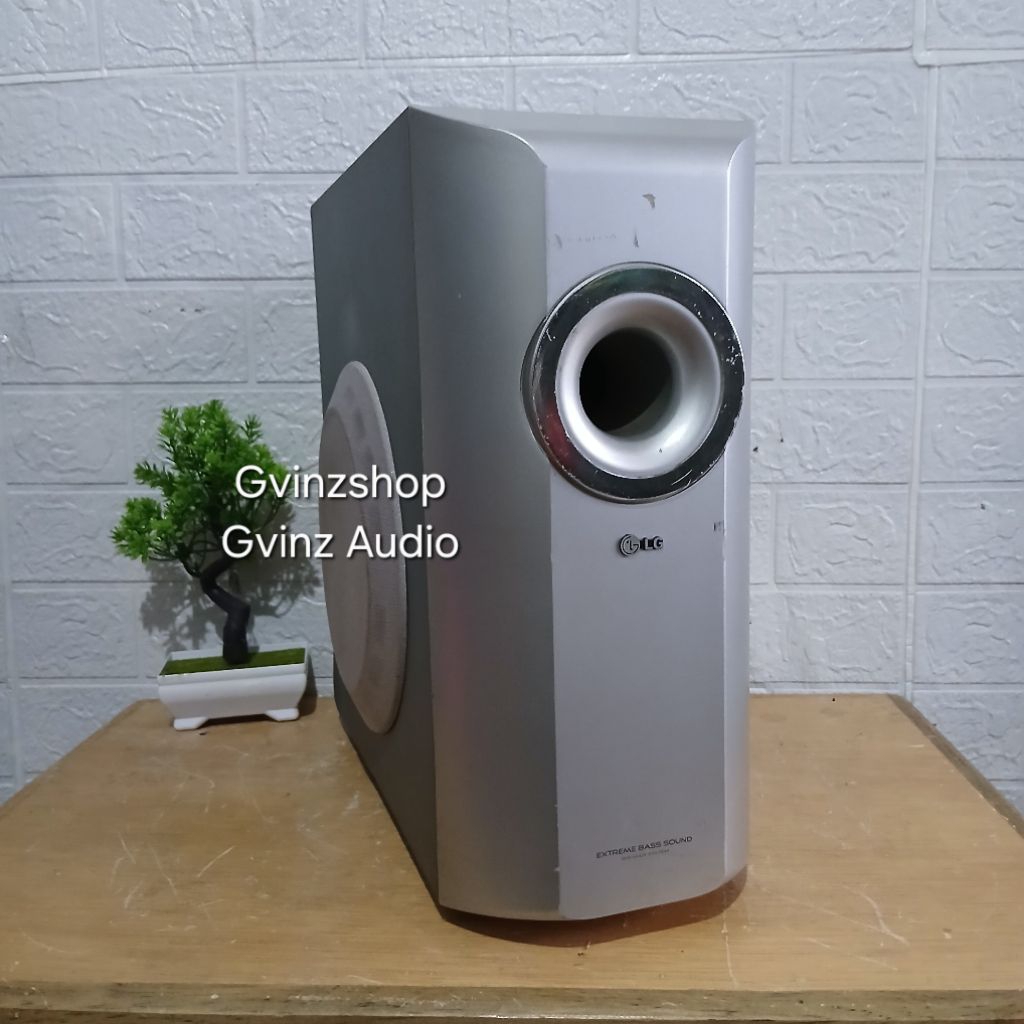 Subwoofer home theater LG