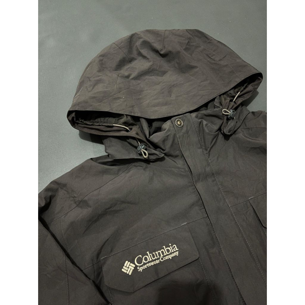 COLUMBIA MULTI POCKET GORE-TEX PERFOMANCE SHELL
