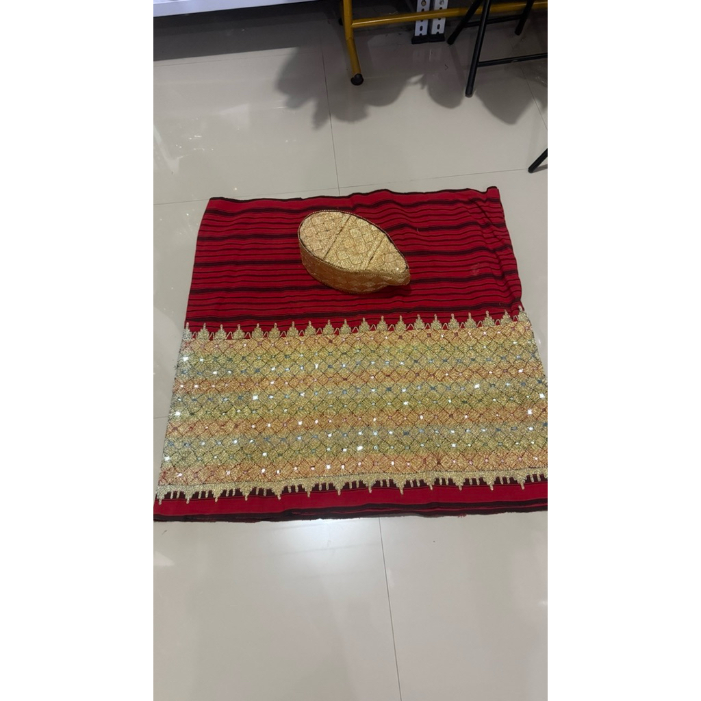 kain tapis antik pria papa tapis lampung