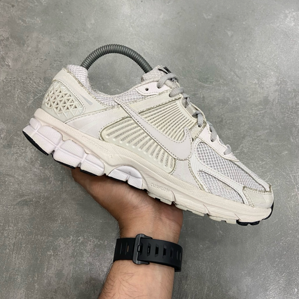[Size 39] Nike Air Zoom Vomero 5 ‘White Vast Grey’ FQ7079-100 Second Original Kondisi Mulus Nominus 