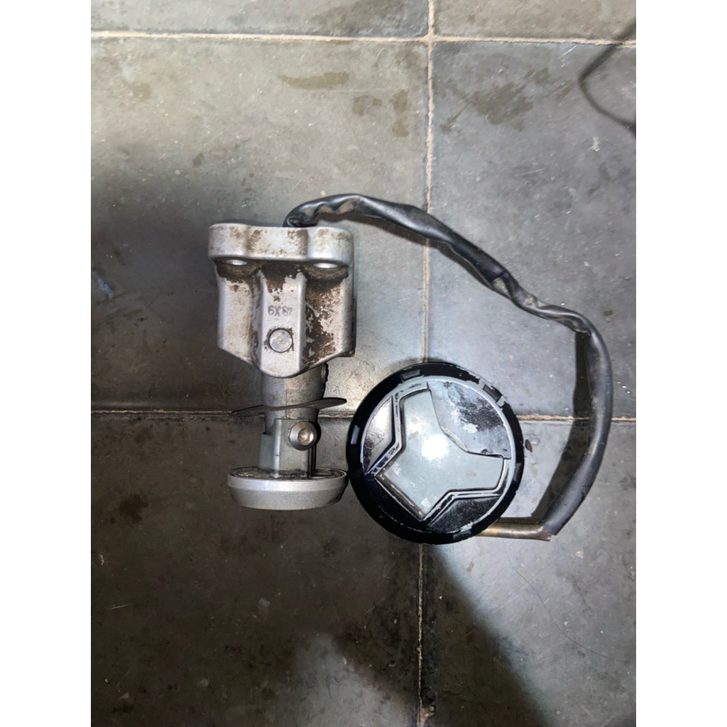 kunci kontak set Nmax Old/tutup tangki