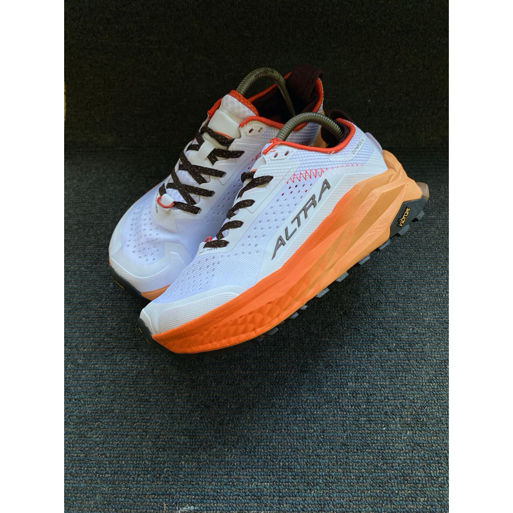 SEPATU TRAIL RUN ALTRA