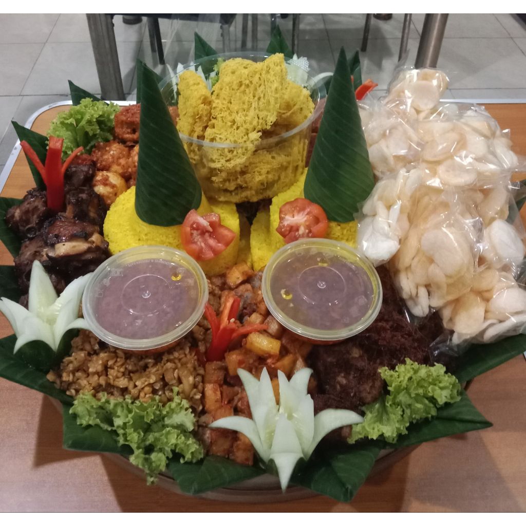 Tumpeng nasi kuning super lengkap 20 orang