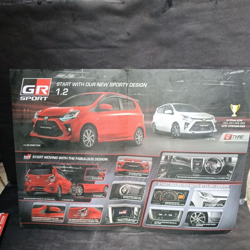 poster brosur leaflet katalog Toyota New agya 2021