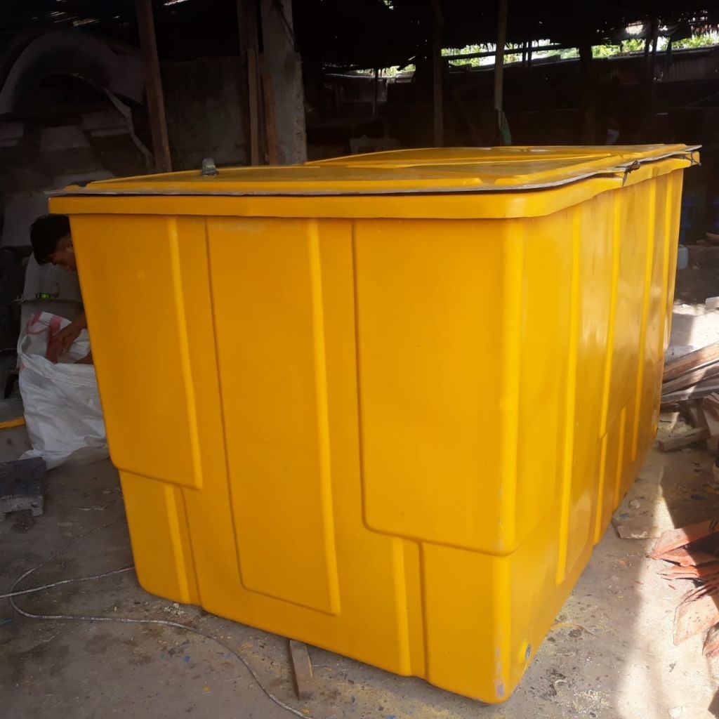 Cool Box 2 Ton / Peti Es 2000L / Fiberglass / Cool Box / Peti Es / Penyimpanan Ikan / Kotak Ikan / C