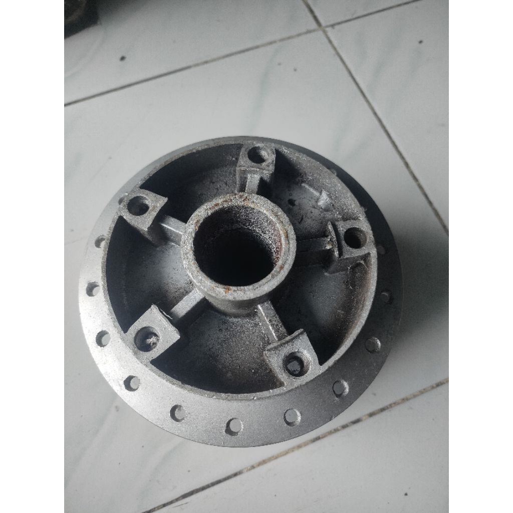 tromol belakang Vixion New