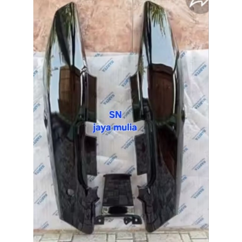 .cover bodi,suzuki tornado,sugun kebo,kanan kiri,dan pet warna hitam