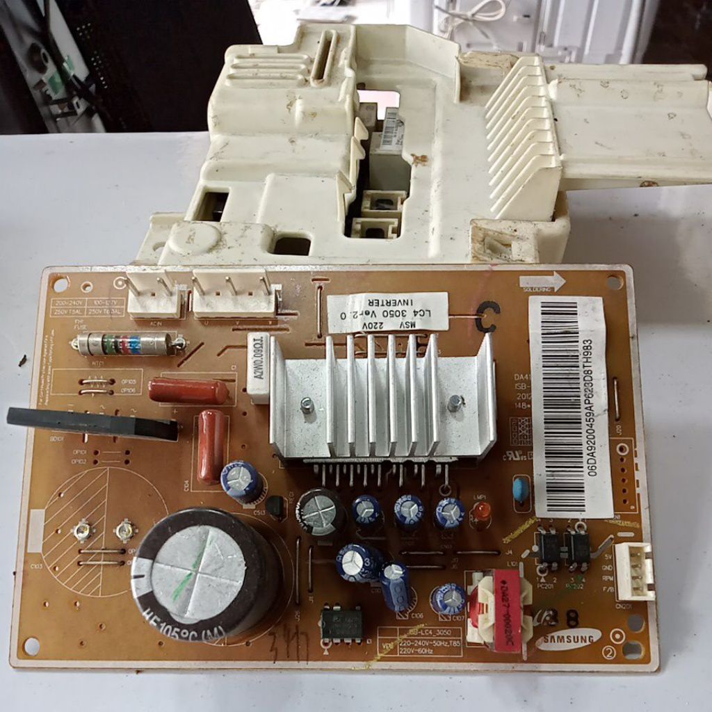modul PCB inverter kulkas Samsung
