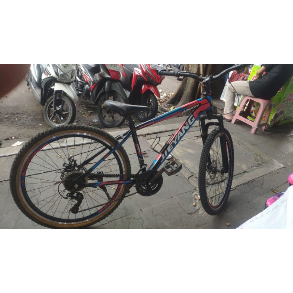bekas sepeda mtb 24 jie yang