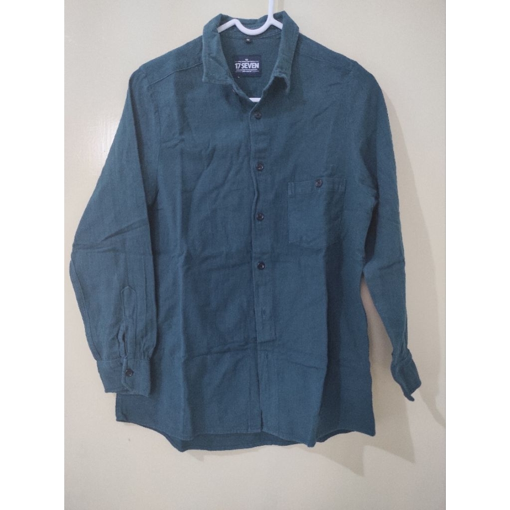 Preloved Kemeja Warna Hijau emerald