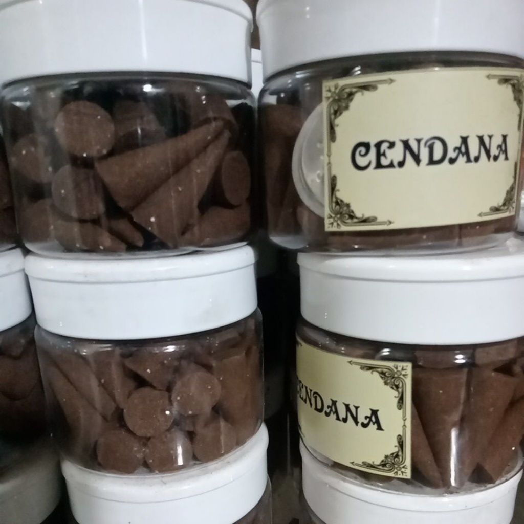dupa kerucut cendana