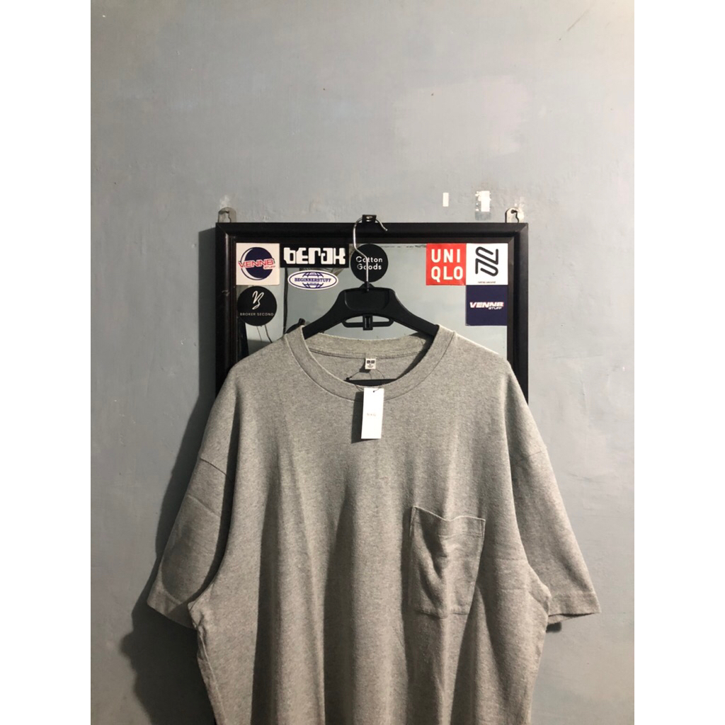 Tshirt UNIQLO Pocket