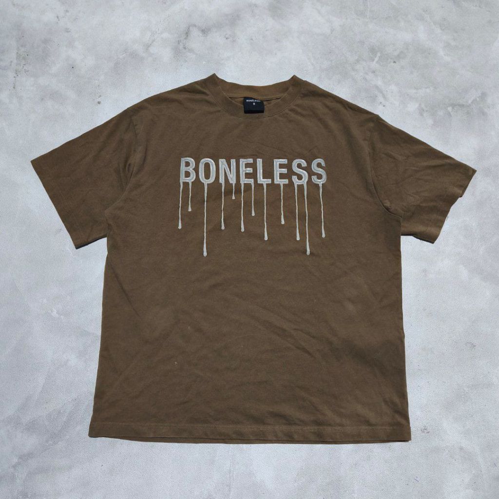 Baju kaos pria  boneless coklat bekas