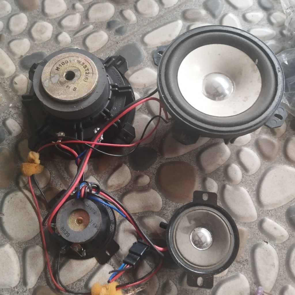 sepasang speaker woofer dan tweeter copotan compo sony