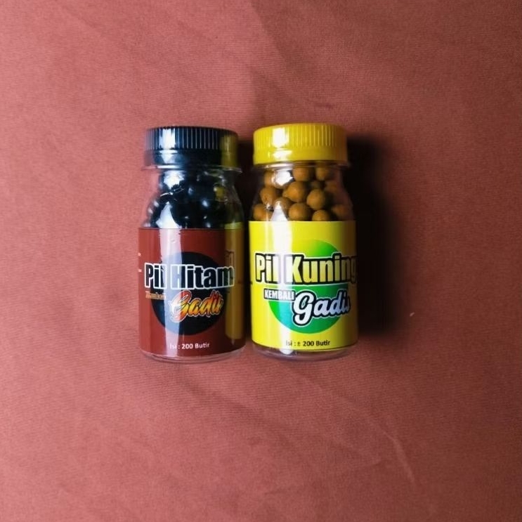 PIL HITAM DAN PIL KUNING KEMBALI GADIS