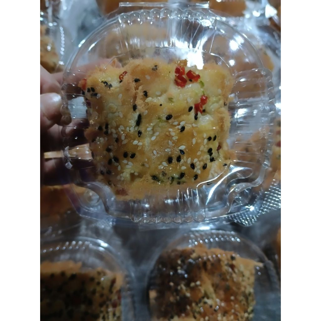 Roti Gulung Abon Ayam Pedas