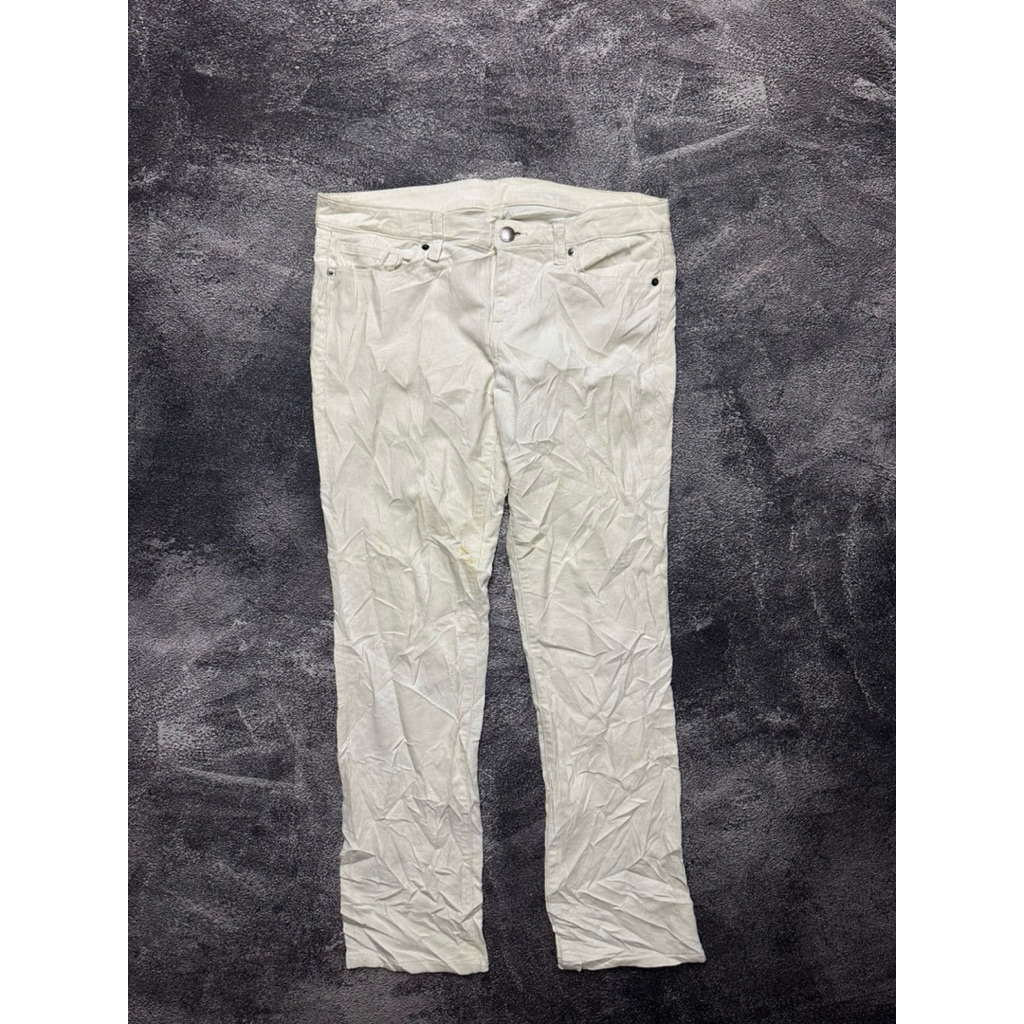 CELANA CORDUROY UNIQLO SECOND