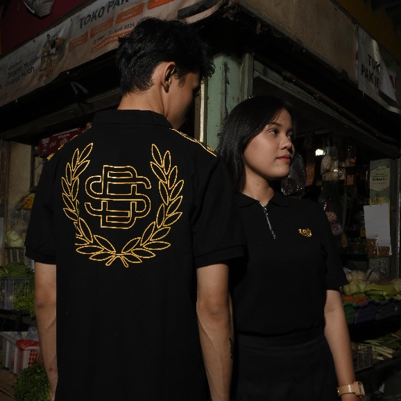 DREAM STORY - Polo Shirt Elja Cotton Pique Black Kaos Kerah Pria Wanita Baju Kaos Kerah Distro
