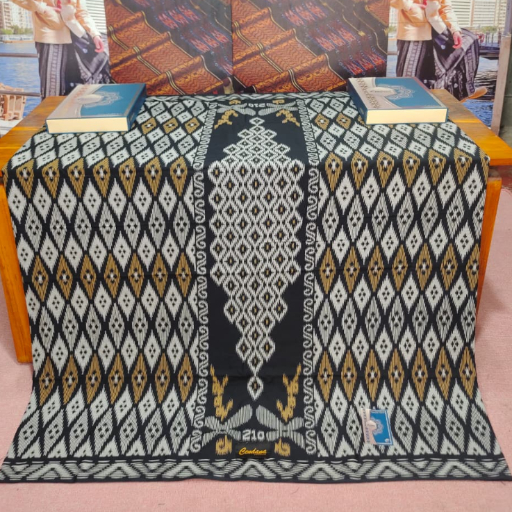 Sarung Goyor Cendana Motif Rayon Print SARUNG CENDANA GOLD GOYOR MEWAH