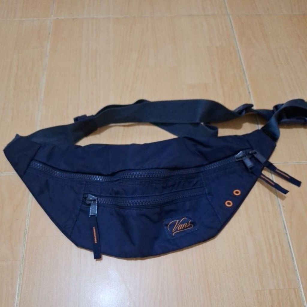 (PRELOVED) WAIST BAG VANS ORIGINAL TAS PRIA TAS SELEMPANG