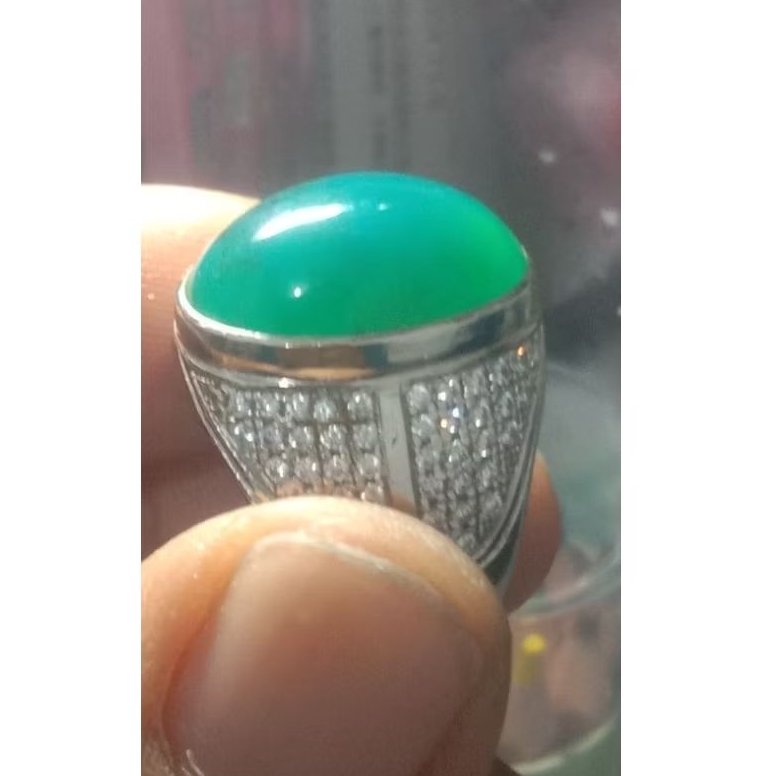 Bacan majiko tanah hitam est dim 18x13x7.5