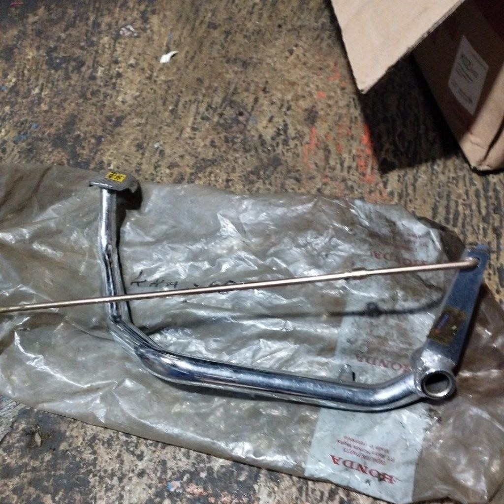 Pedal Rem Belakang Karisma Pedal rem Belakang Supra x 125 karbu Original Ahm