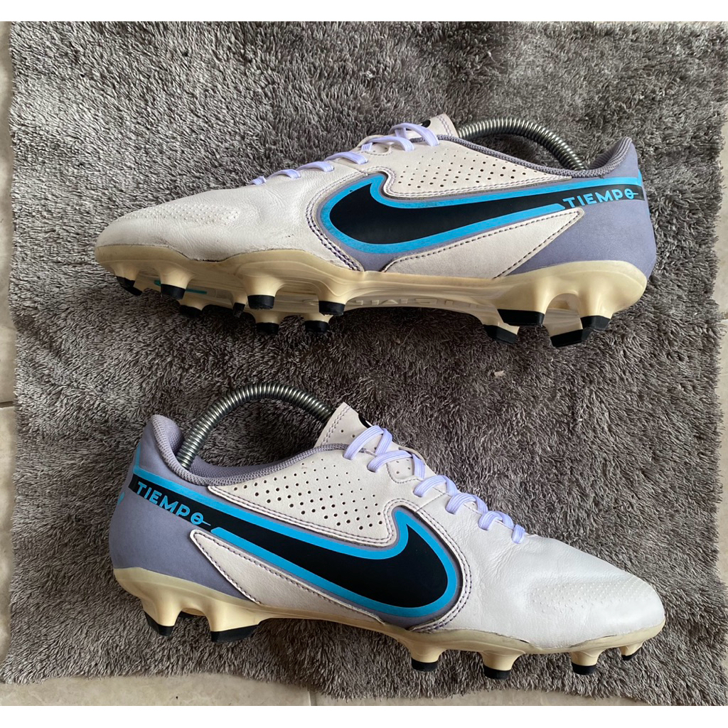 Sepatu Bola Nike Tiempo Legend 9 Academy FG