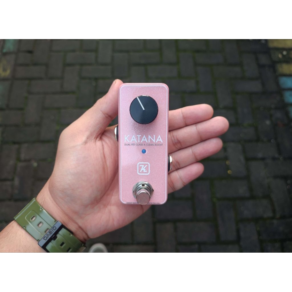 KEELEY KATANA MINI PINK BOOSTER (Sweetwater special edition) Efek gitar