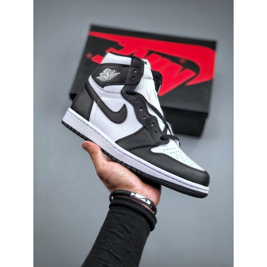 Aj1 High Panda Black White