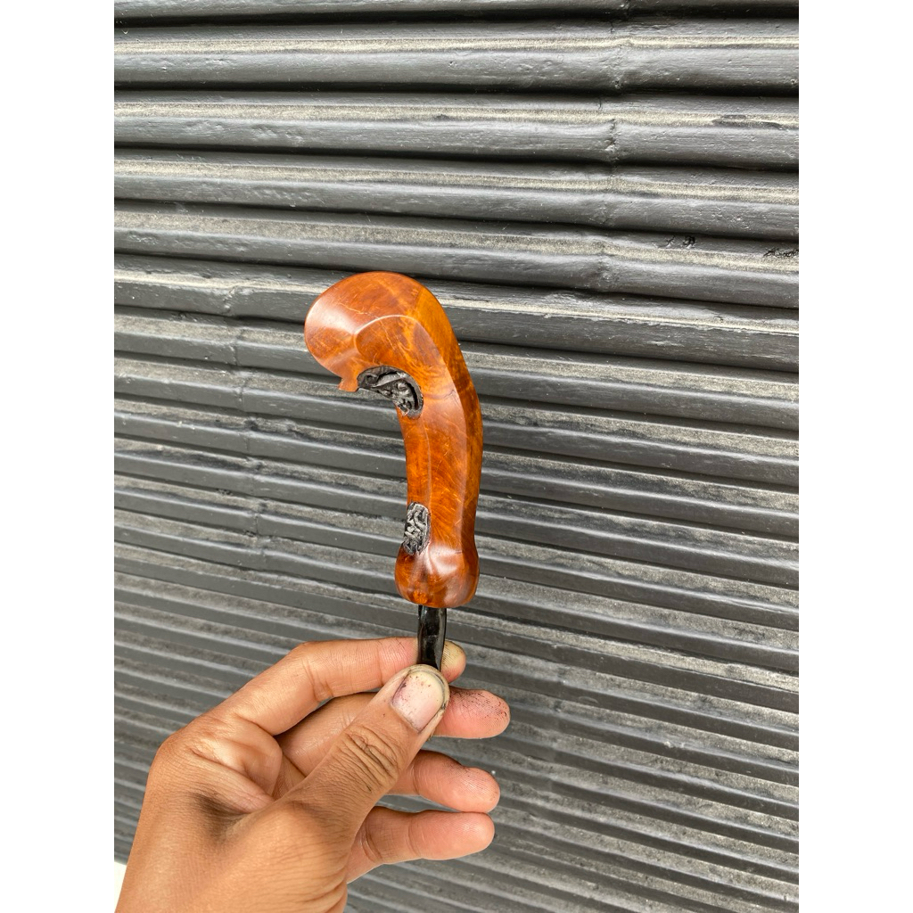 deder solo kayu kemuning krawangan