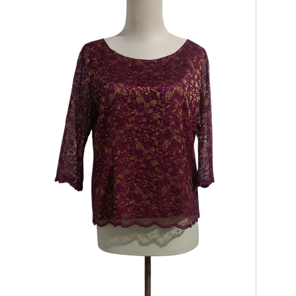 Preloved Blouse Wanita Brukat Merah Maroon