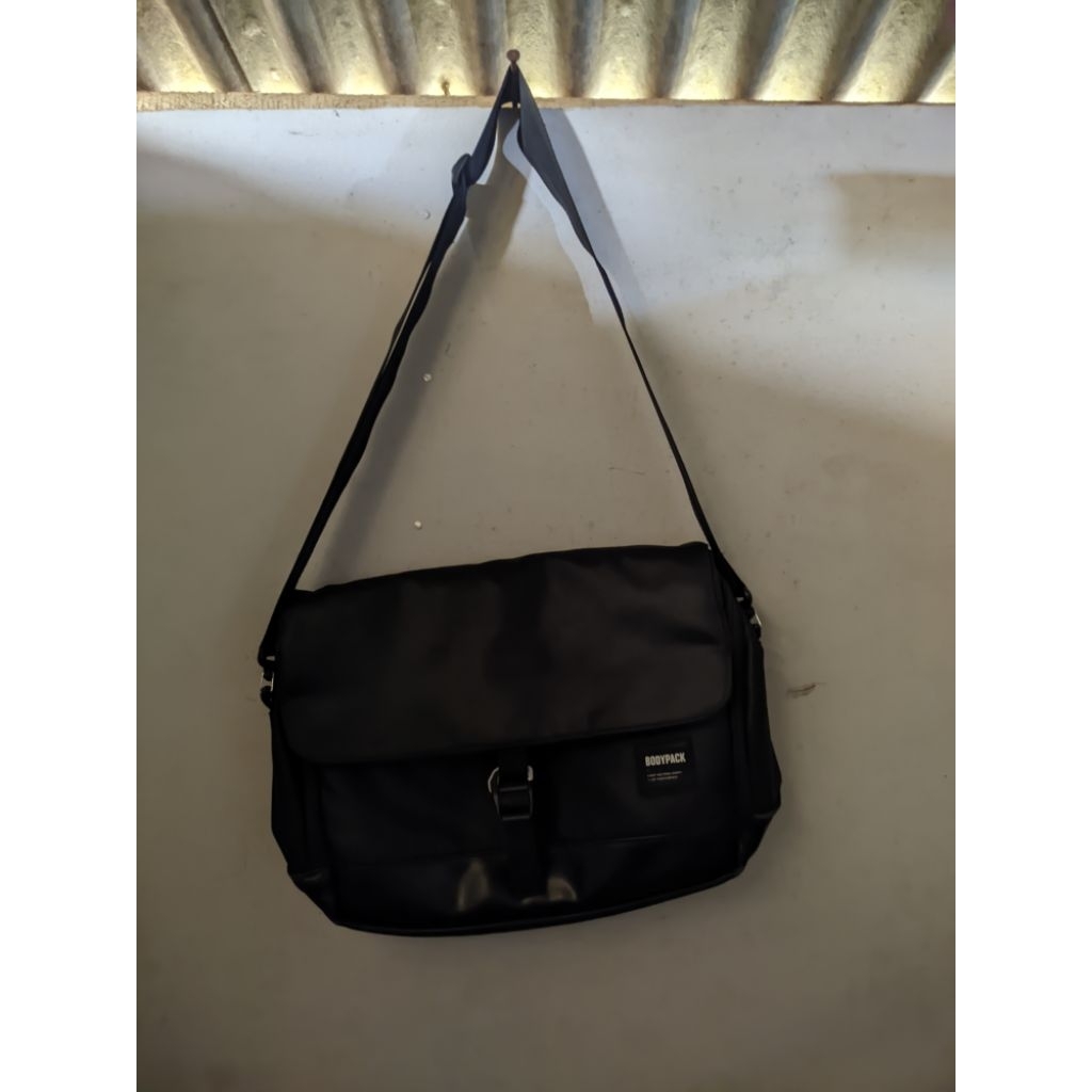 Tas Selempang Bodypack Prodiger Modest 2.1