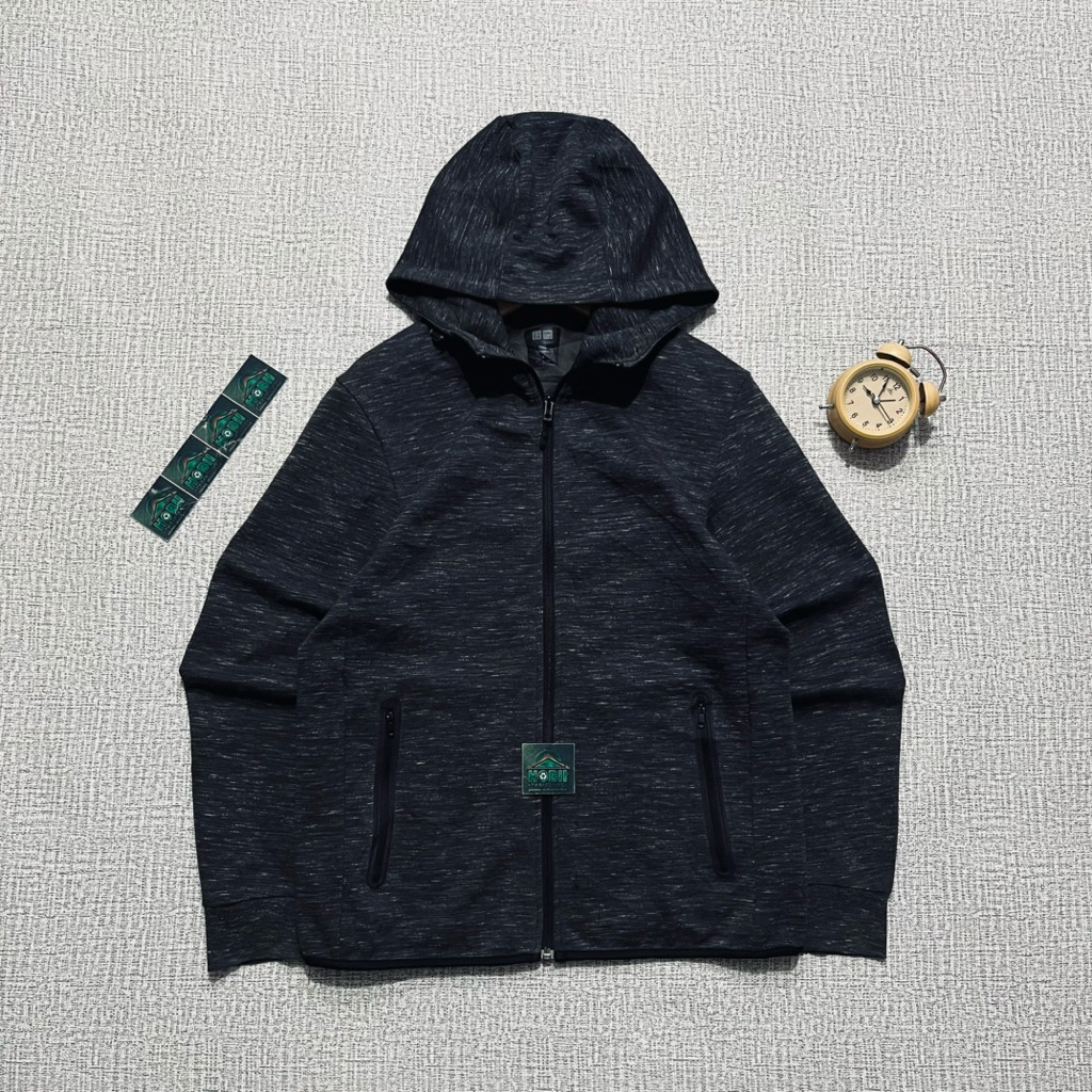 Hoodie Uniqlo Brand Original 169 Size M | Crewneck | Jacket | Bomber | Tracktop | Outdoor | Atasan