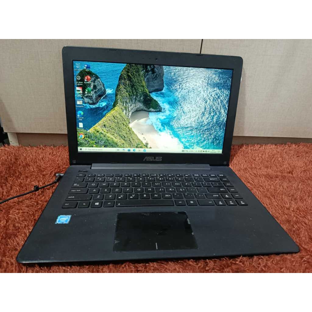 Laptop Asus X453S  Windows 10 pro 64-bit  Processor Intel Celeron CPU N 2840 2.2GHz Ram 2 GB  Penyim