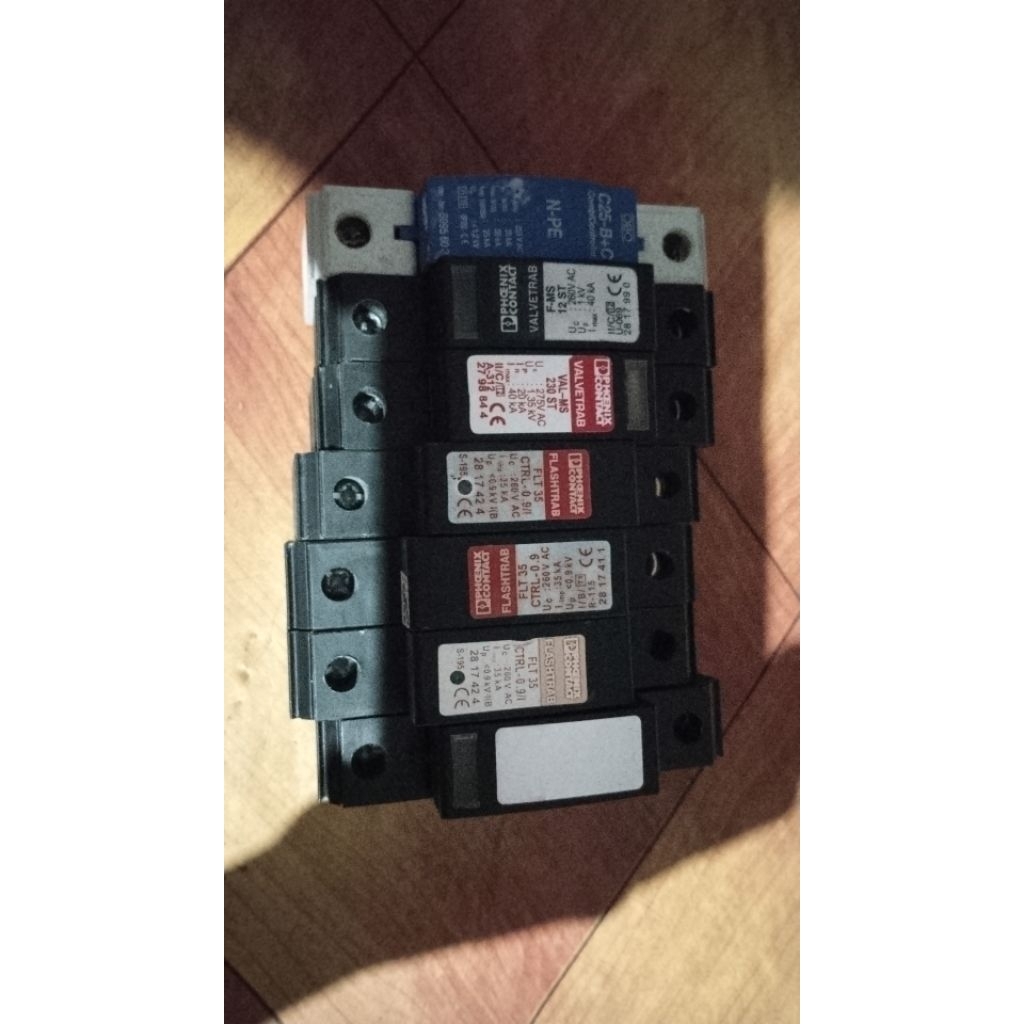 Surge Arester Phoenix Flt 35