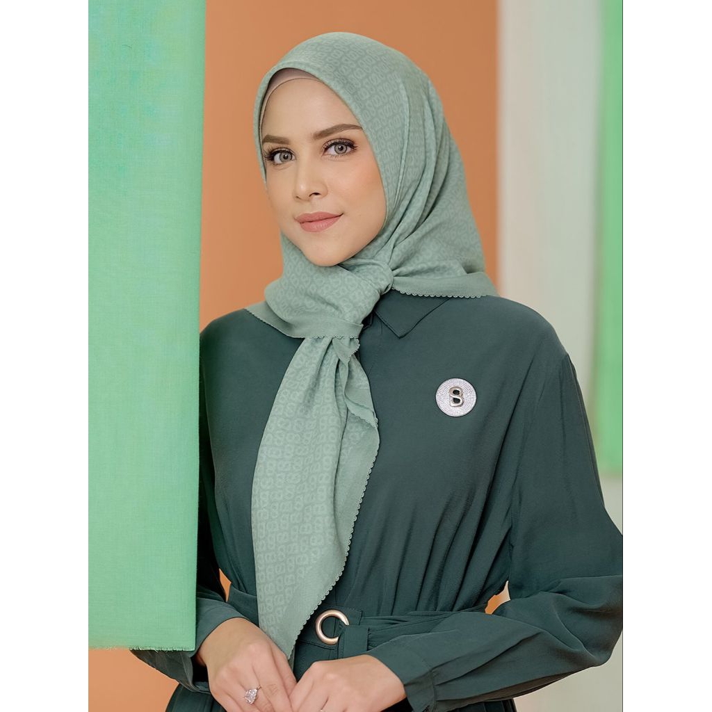 Buttonscarves Tapis Voal Square : Iceberg Green, Lotus