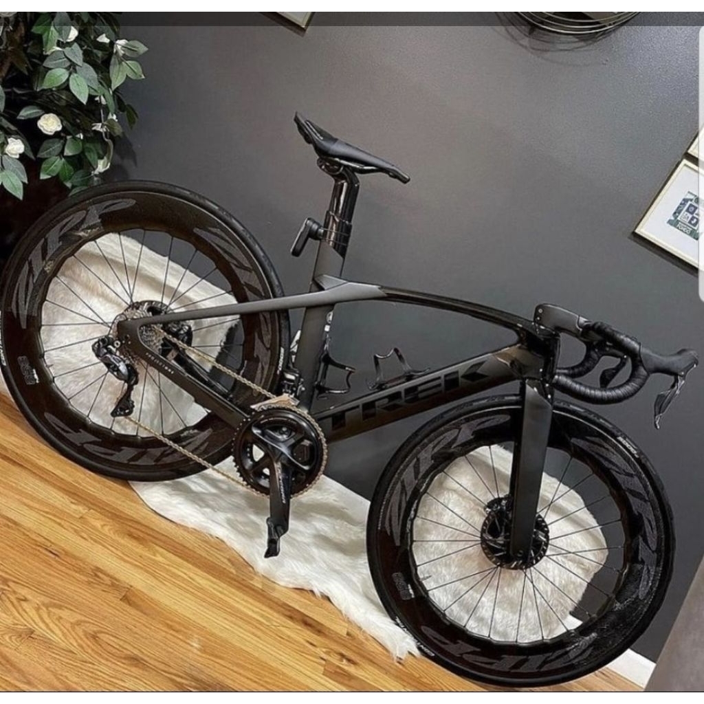 roadbike TREK MADONE SL7 carbon+ultegra