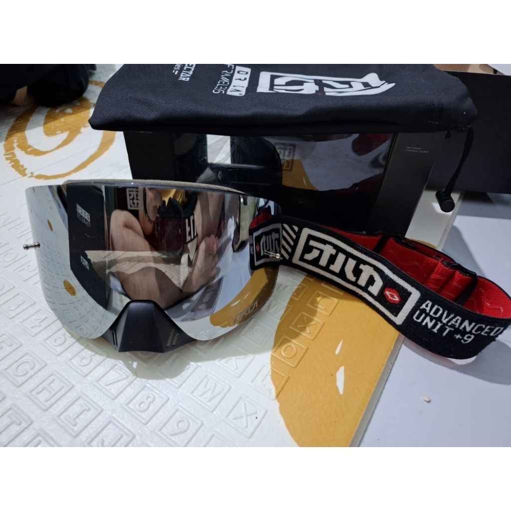 goggle orca