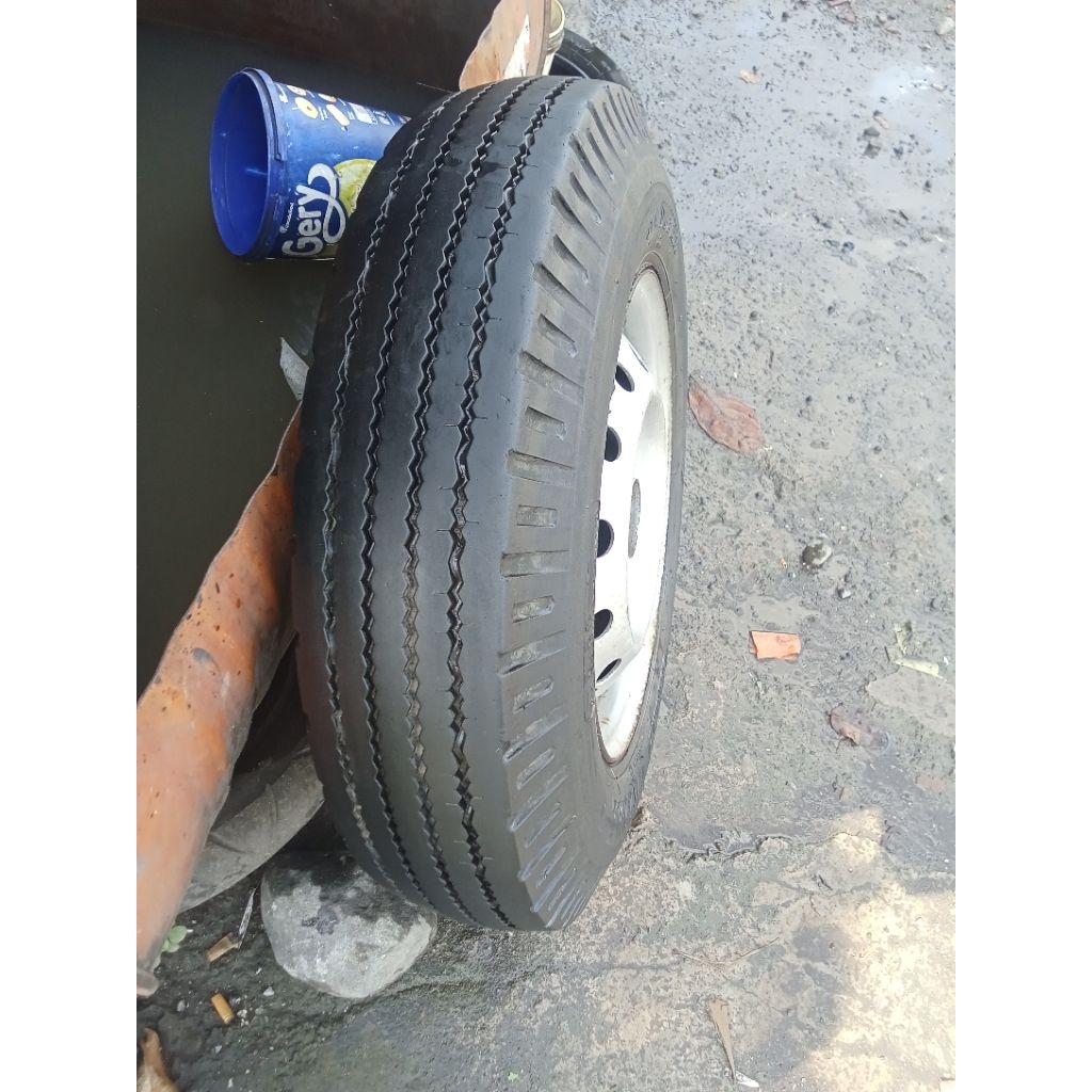 VELG SEREP CARRY.RING.13.PCD114.KOMPLIT.BAN.ORI