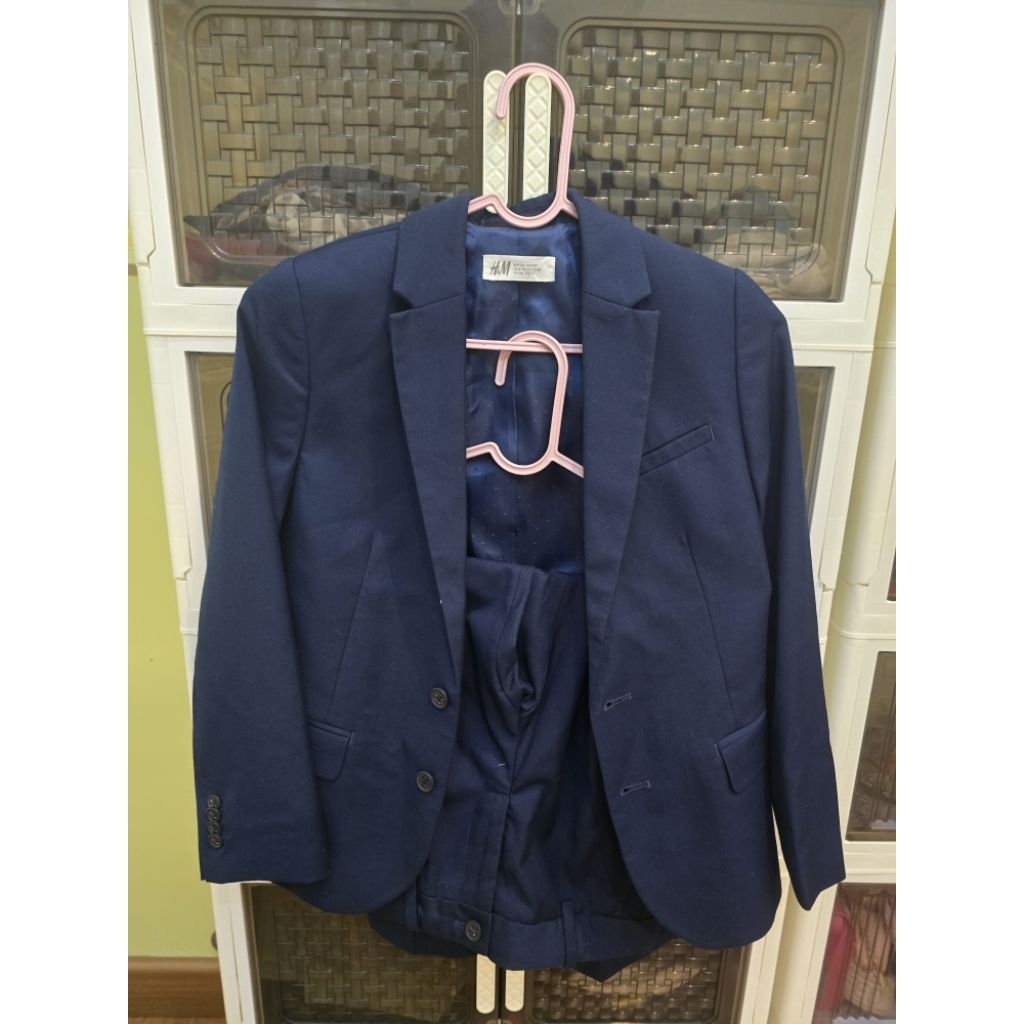 preloved setelan jas anak laki HM H&M warna navy ukuran 8 9 tahun