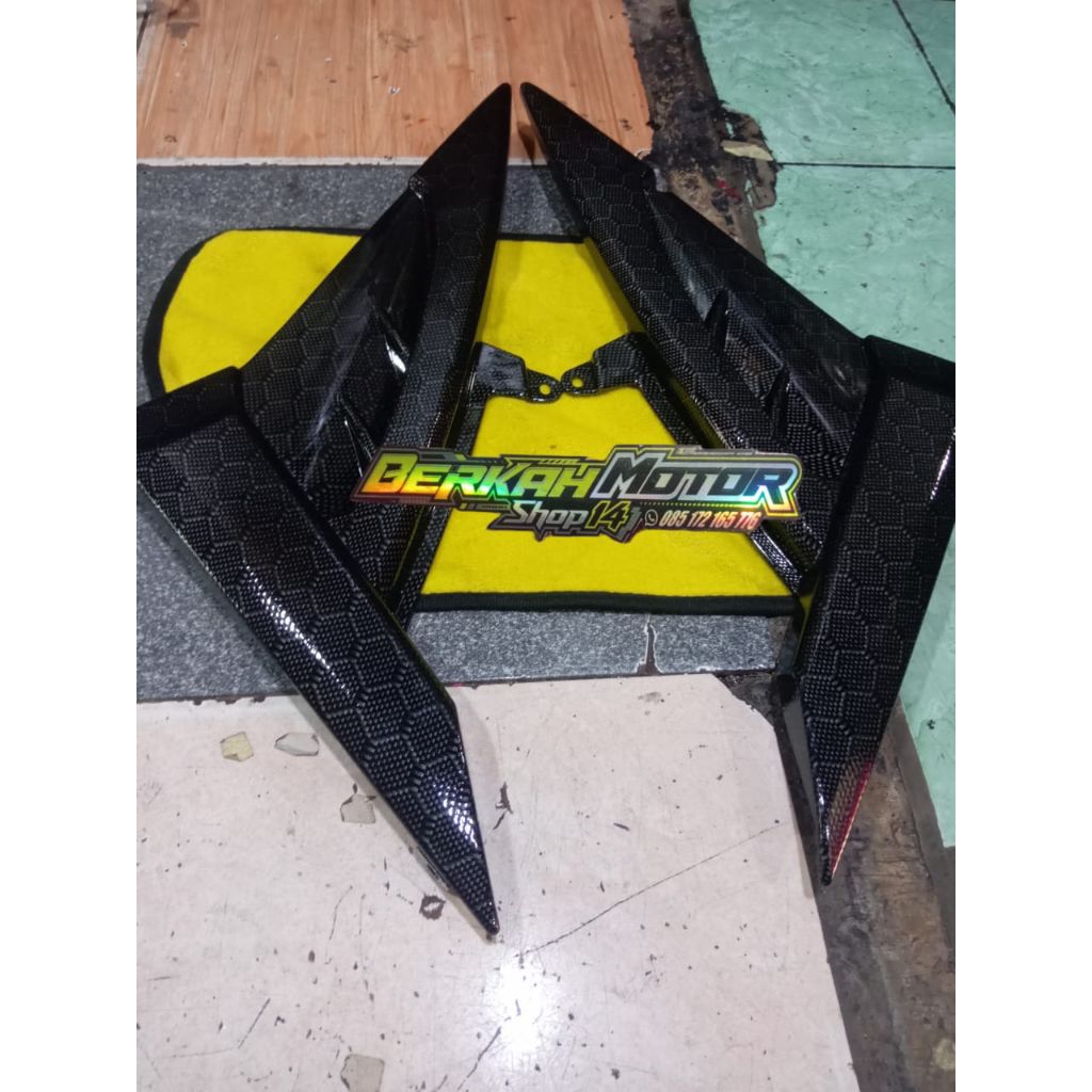 cover box aki Vixion old carbon
