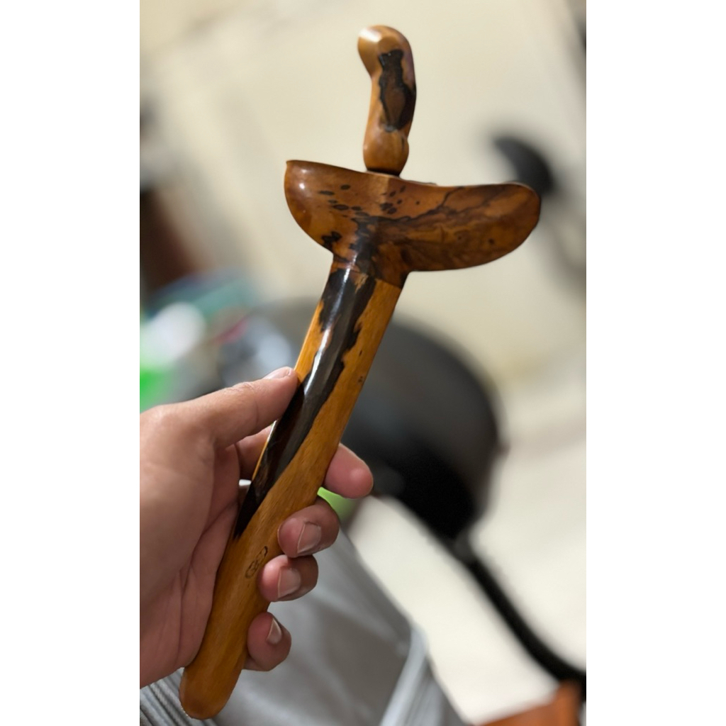 Keris Brojol Patrem Kayu Timoho