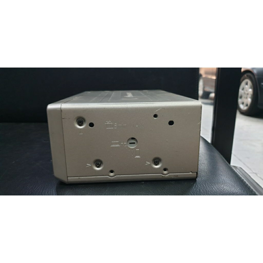 CD changer audio mobil jadul Pioneer CDX-P1250 untested