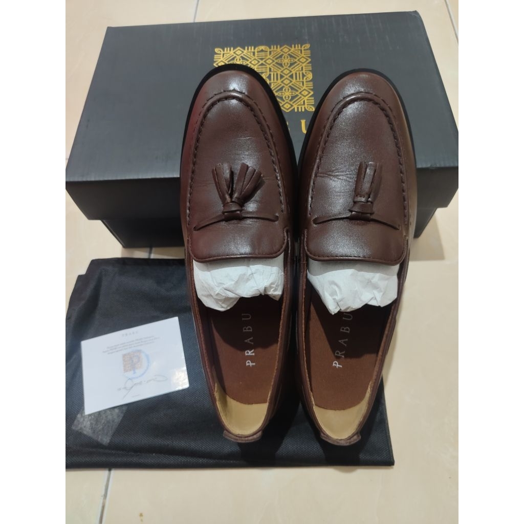 PRABU sepatu wanita